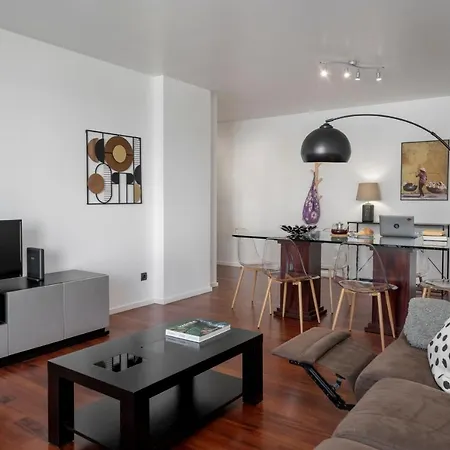 Barreiros Iv By An Island * Funchal (Madeira)