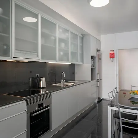 Barreiros Iv By An Island Funchal (Madeira)