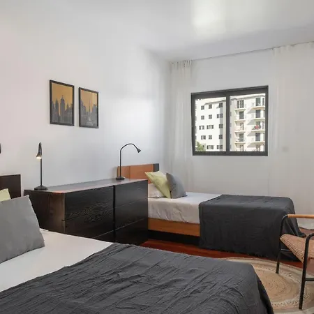 Barreiros Iv By An Island * Funchal (Madeira)