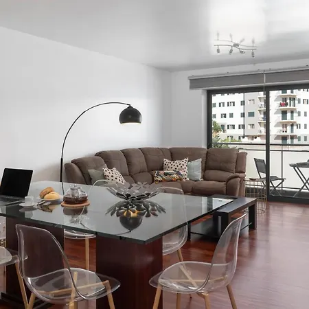 Barreiros Iv By An Island Apartament Funchal (Madeira)